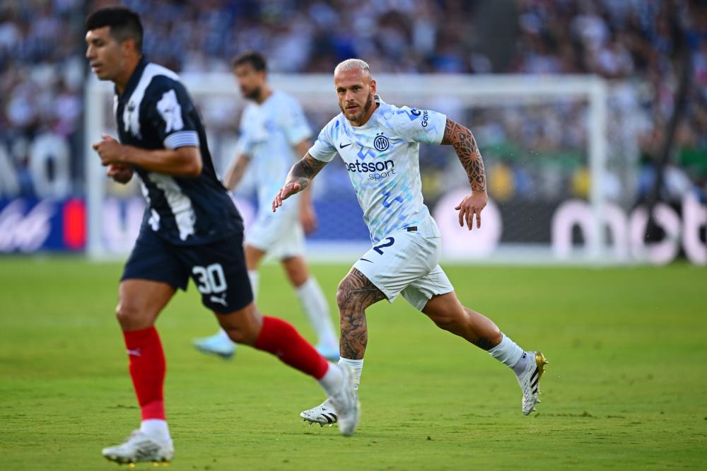 内雷斯边路传中显威，霍伊伦麦克托米奈双破门